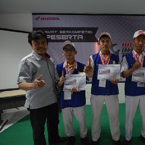 Honda Gelar Kontes Mekanik dan Service Advisor