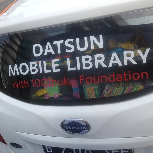  Datsun Indonesia Resmi Serahkan Ribuan Buku ke Yayasan 1001 Buku