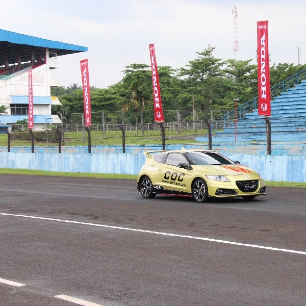 Honda CR-Z Tampil Sebagai Official Car FIM ARRC di Sentul