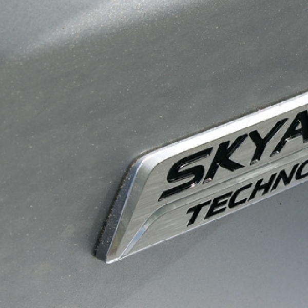 Perpaduan Mesin SkyActiv dan Hybrida Dipastikan Lebih Hemat Bahan Bakar untuk Mazda