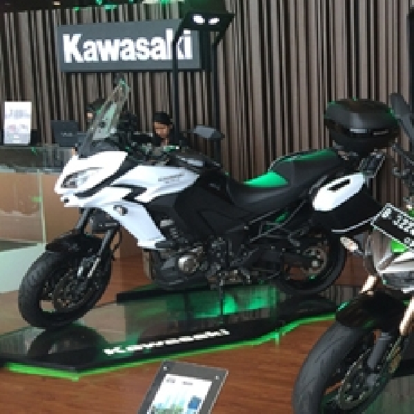 Kawasaki Tampilkan Z1000 Berlisensi Internasional di GIIAS 2015