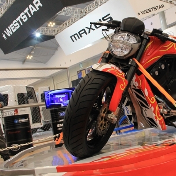 Harley-Davidson V-Rod Modifikasi di GIIAS 2015