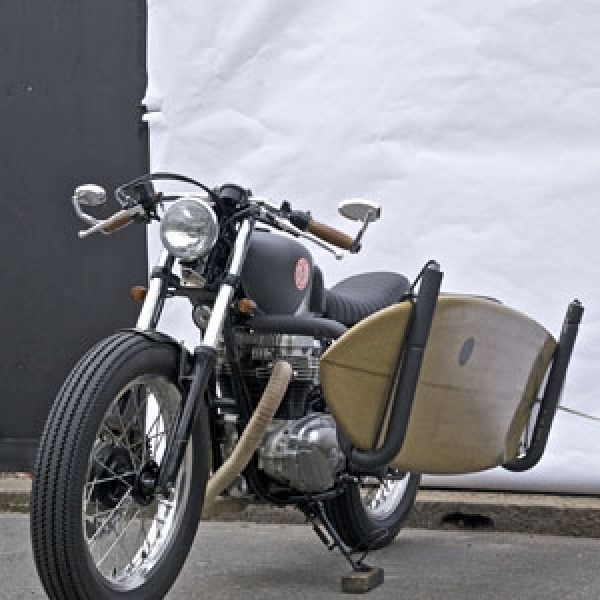 Modifikasi Kawasaki W650 Ala Deus Ex Machina