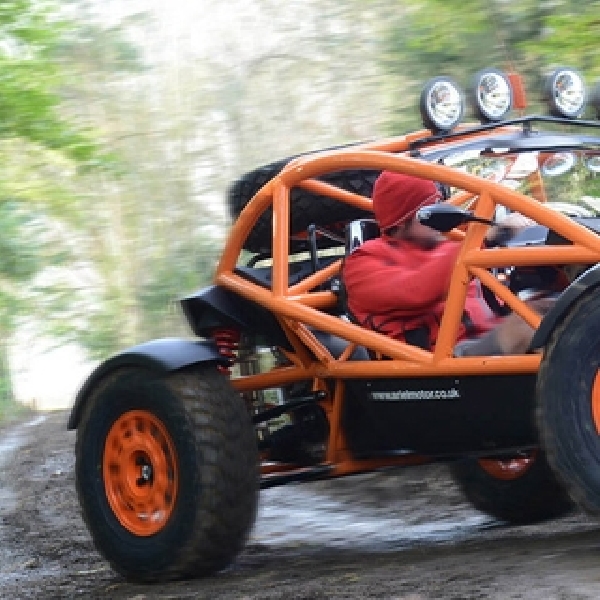 Adu Kemampuan Buggy Car Vs Motor Offroad