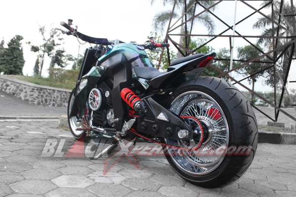 Vixion Bulls Win's Perkawinan Chopper dan Fighter