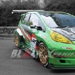 Jazz Bergaya Touring Obsesi Satria Sabet Trophy Kontes Modifikasi