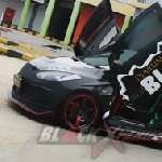 Mazda2 Black Coli Hadirkan Nuansa Sport Racing