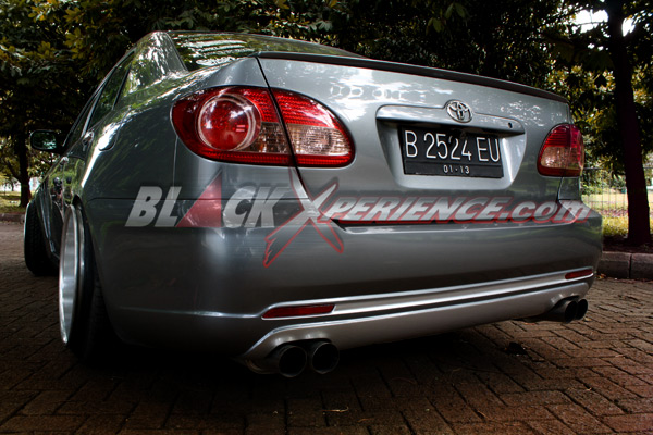Toyota Altis "Super Celong"