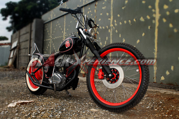 Modifikasi Mix Honda GL100 Chopper dan Brat Style
