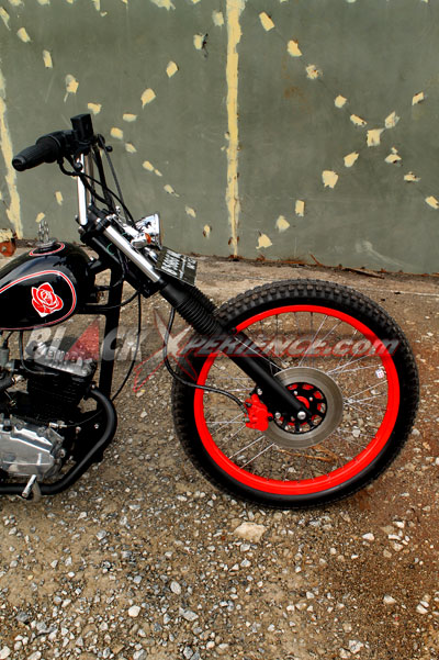 Modifikasi Mix Honda GL100 Chopper dan Brat Style