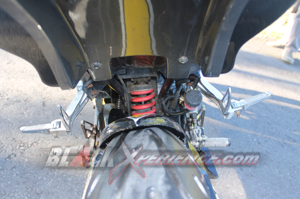 Biaya Murah Berhasil Ubah Megapro "Berkaki" Moge