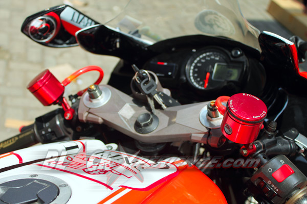 Ninja 250 Rasa Ducati Desmosedici