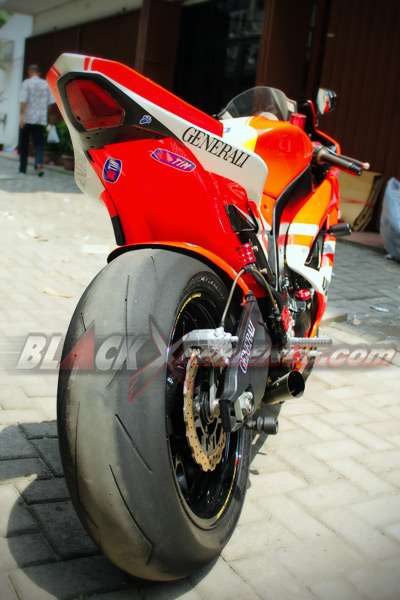 Ninja 250 Rasa Ducati Desmosedici