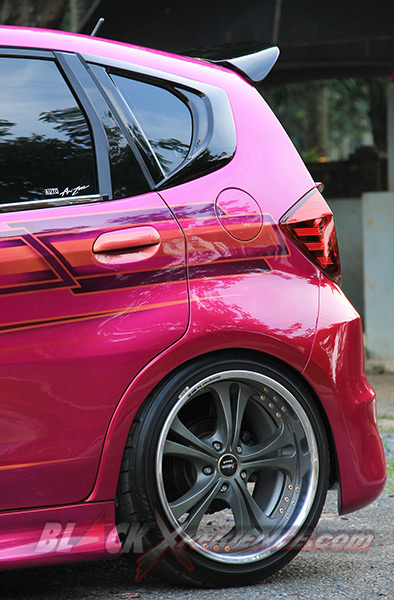 Stella Tak Ingin Kalah dengan Pria