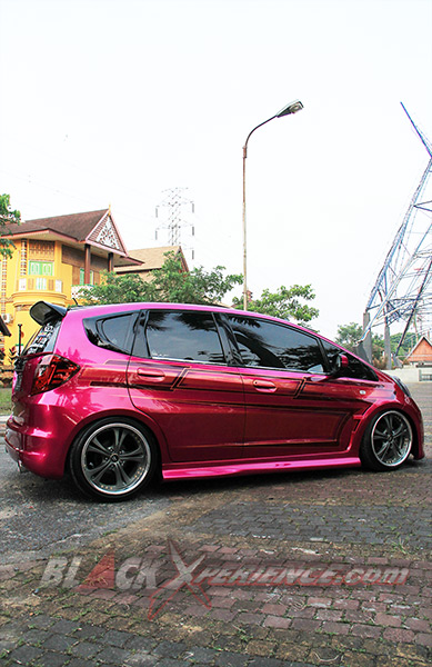 Stella Tak Ingin Kalah dengan Pria