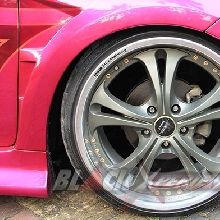 Stella Tak Ingin Kalah dengan Pria