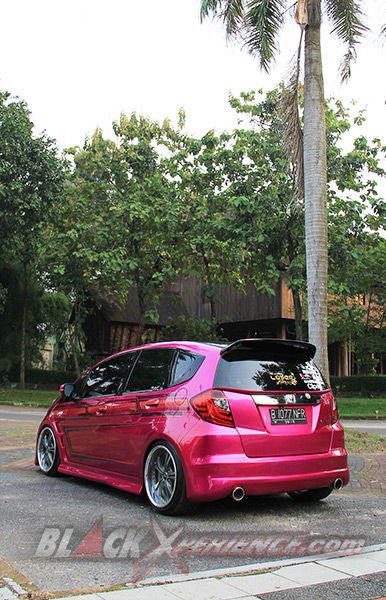 Stella Tak Ingin Kalah dengan Pria