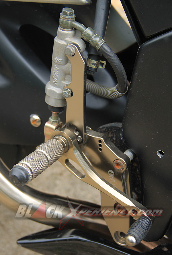 Foot step NUI Racing