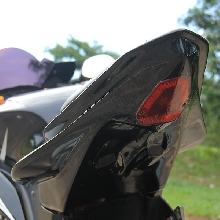 Bodi belakang meruncing imej Kawasaki moge