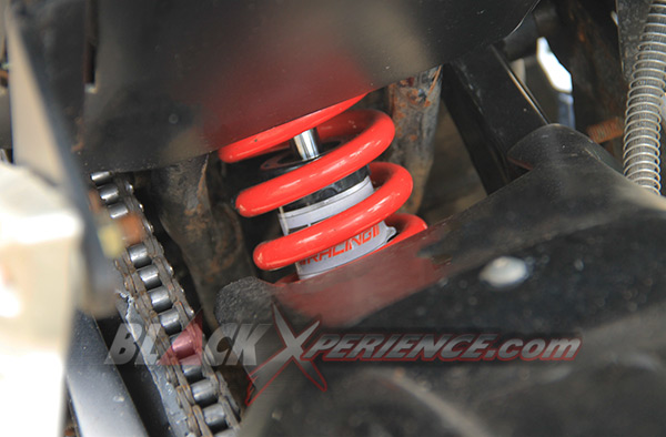 Suspensi custom mengejar monoshock