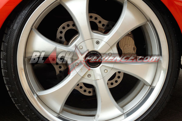 Modifikasi Kombinasi Ada di Sirion YRV DJM