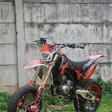 Kawasaki KLX150 Supermoto Caos Custom Bike