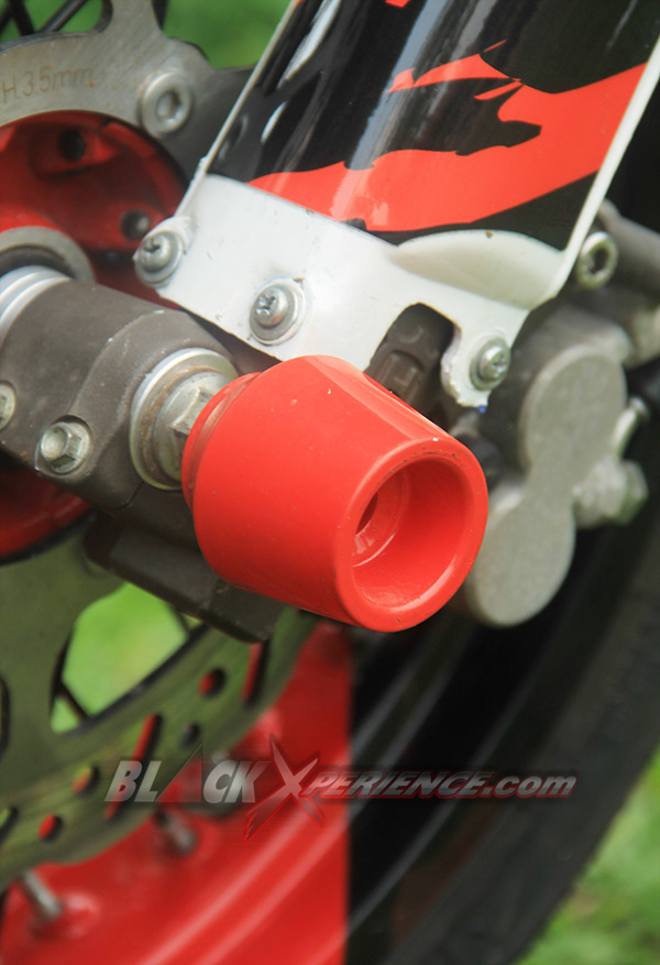 Slider as roda depan