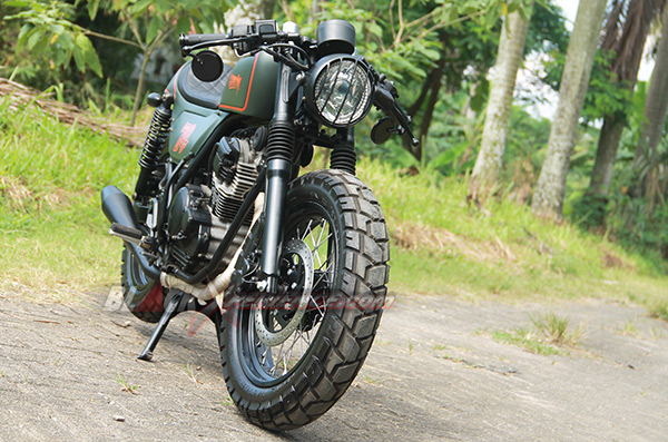 Scorpio Cafe Racer Green Army