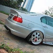 Ceper namun kondisional diberbagai medan jalan berkat air suspension