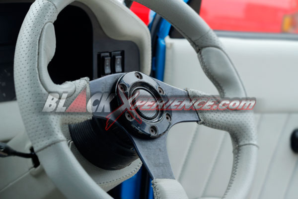 Eris Makin Terasa Tomboy Dengan Kijang Grand Extra