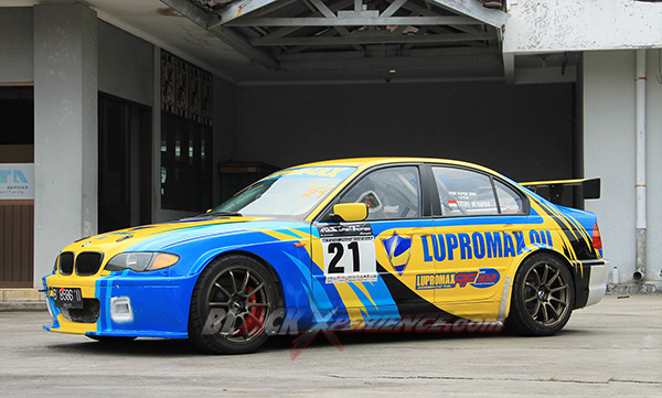 BMW E46 WTCC Lupromax