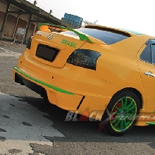 Sisi belakang Toyota Limo Viper Galaxy TRD