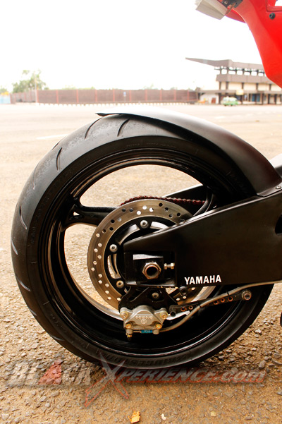 Jupiter Z Adopsi Red Devil Style