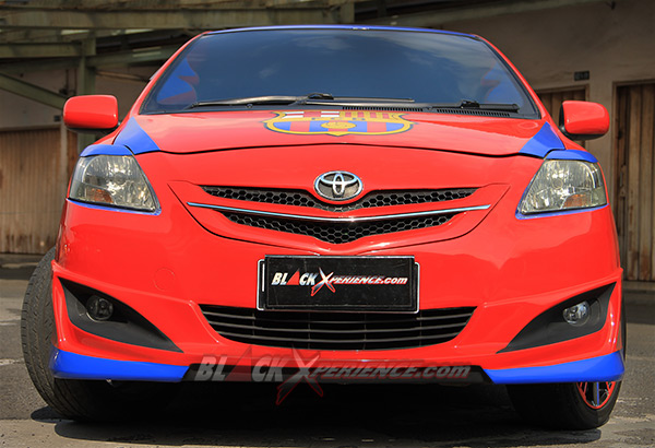 Tampak depan Toyota Limo modifikasi TRD Viper Barca