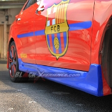 Side skirt menguatkan tampilan modif TRD