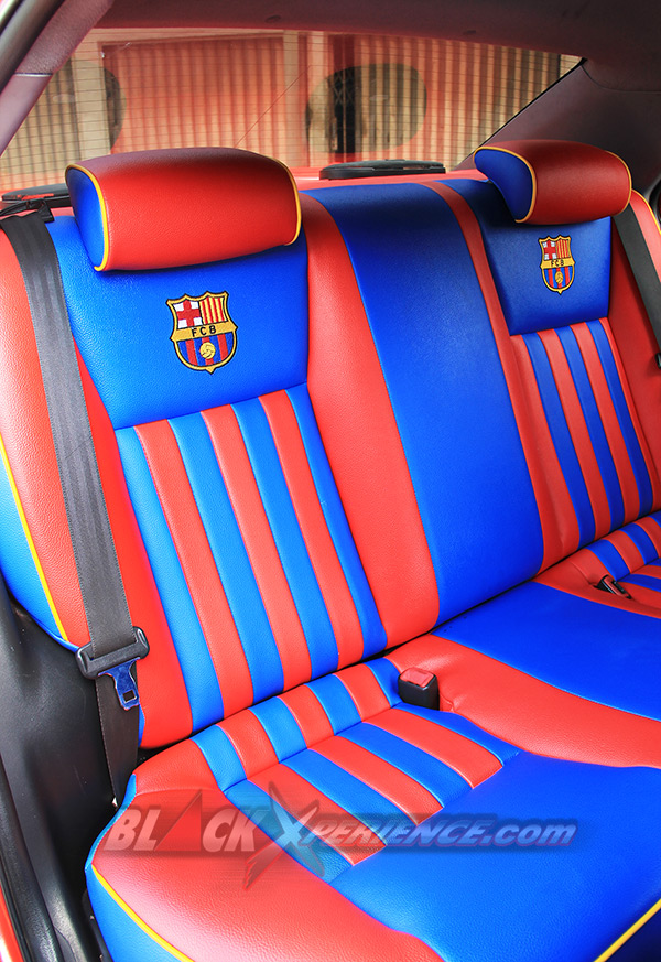 Jok belakang MB Tech juga berkonsep Barcelona