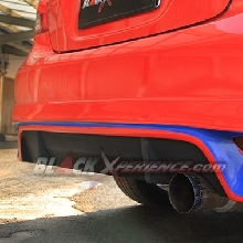 Rear diffuser memantapkan penampilan belakangnya