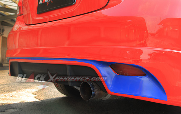 Rear diffuser memantapkan penampilan belakangnya