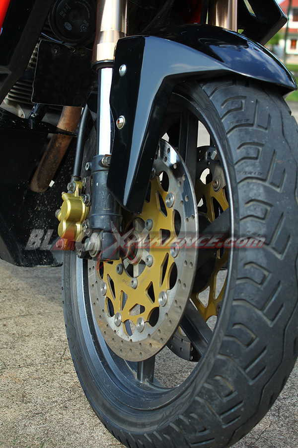 Double disc brake memantapkan pengereman