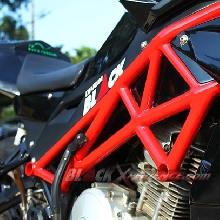 Sasis tubular menambah kesan kokoh