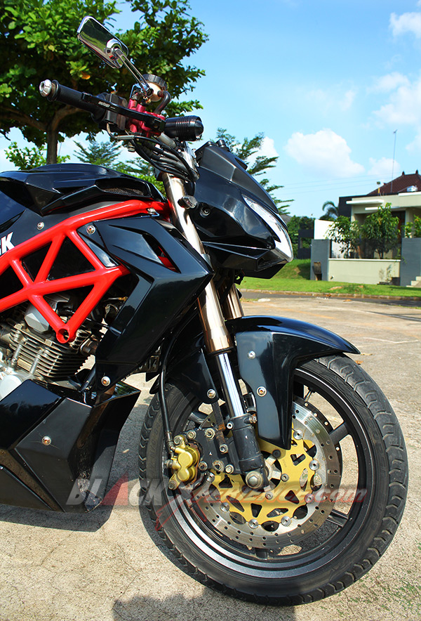 Suspensi depan up side down