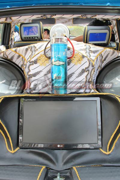 Turbo Kit Zage Melengkapi Modifikasi Swift Batik Khas Nusantara