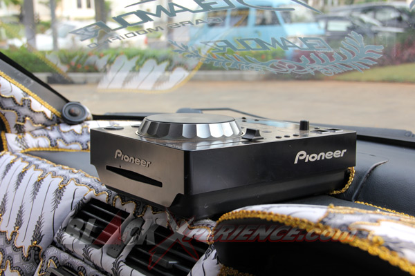 Turbo Kit Zage Melengkapi Modifikasi Swift Batik Khas Nusantara