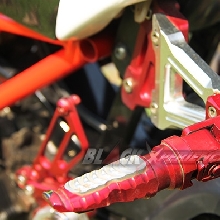 Foot step aftermarket Nui