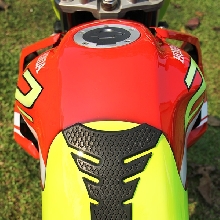 Tangki adopsi Yamaha Byson