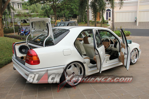 Elegan Style Memperkuat Imej Mewah Mercy C180