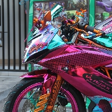 Kawasaki Ninja250 Chrome Spray Sengaja Didesain Untuk Wanita