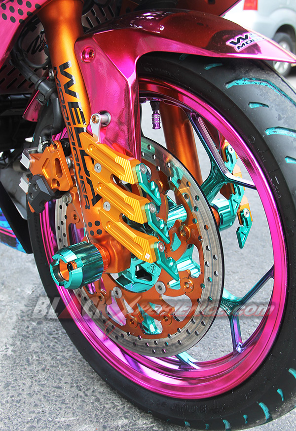 Kawasaki Ninja250 Chrome Spray Sengaja Didesain Untuk Wanita