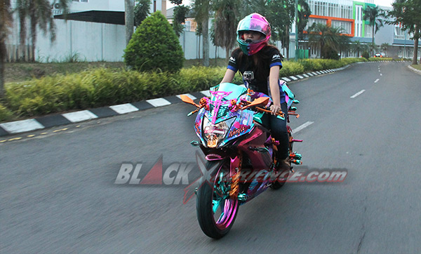 Kawasaki Ninja250 Chrome Spray Sengaja Didesain Untuk Wanita