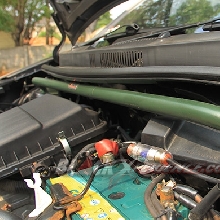 Strut brace Ultra Racing